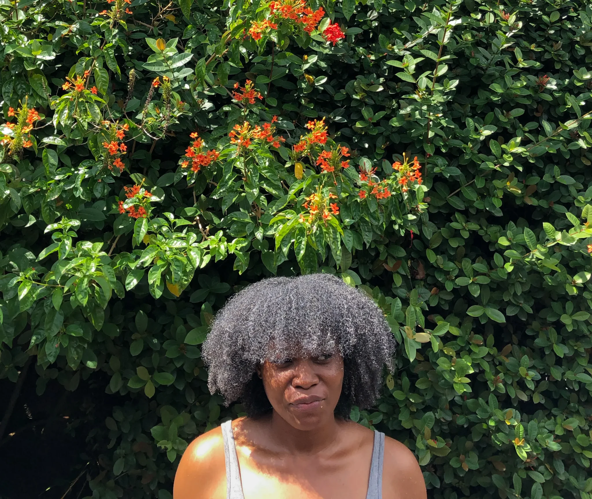 uyai hair woman with full 4chair